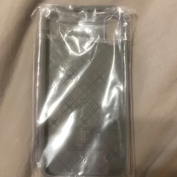 iPhone XS Max case - Picture 2 of 3